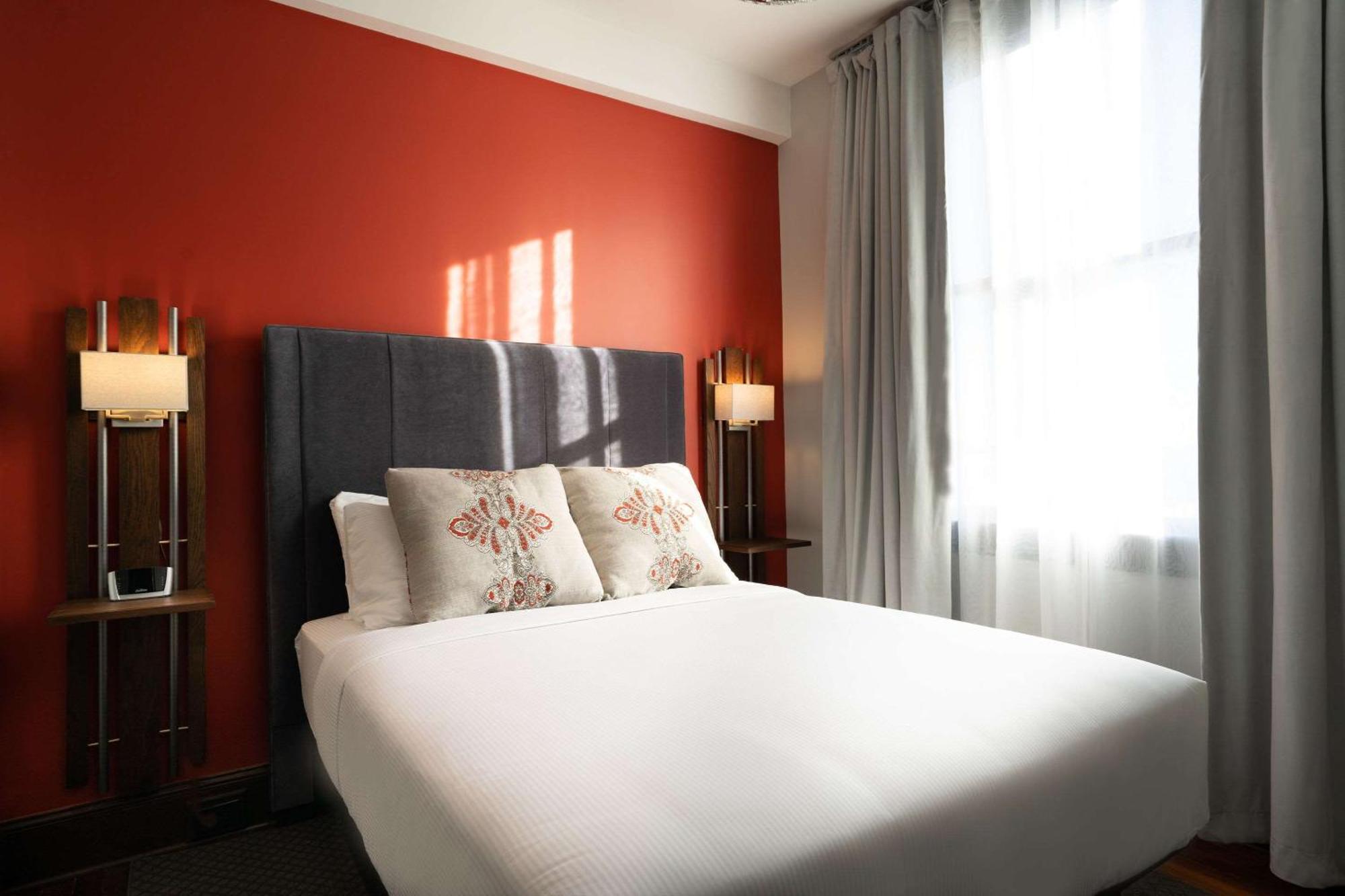 The Esquire Hotel Downtown Gastonia, Ascend Hotel Collection Extérieur photo