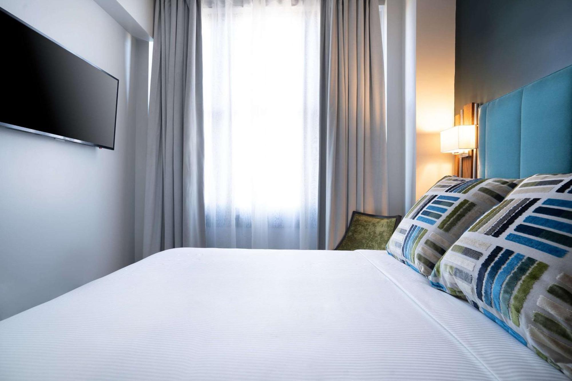 The Esquire Hotel Downtown Gastonia, Ascend Hotel Collection Extérieur photo