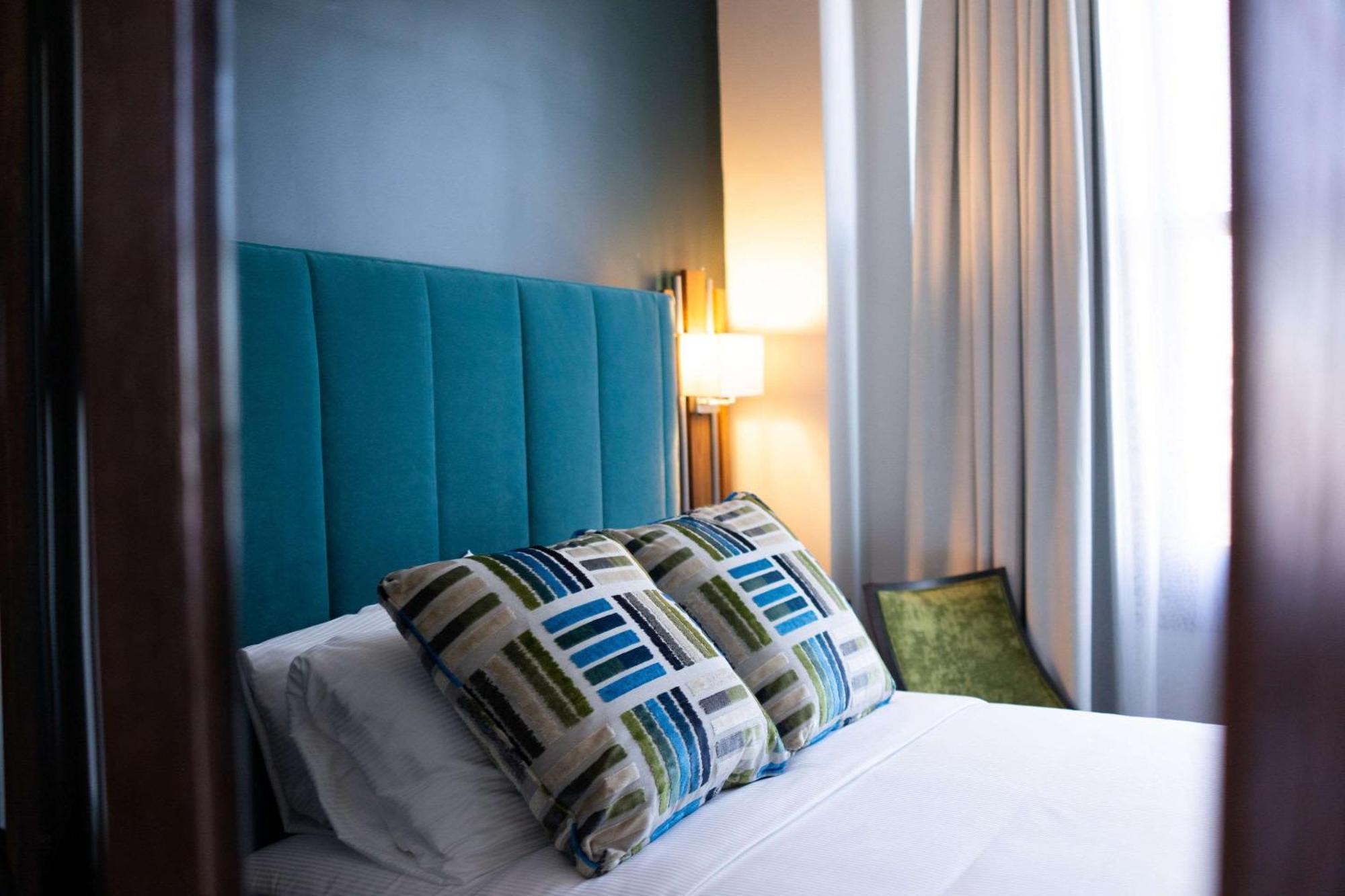 The Esquire Hotel Downtown Gastonia, Ascend Hotel Collection Extérieur photo