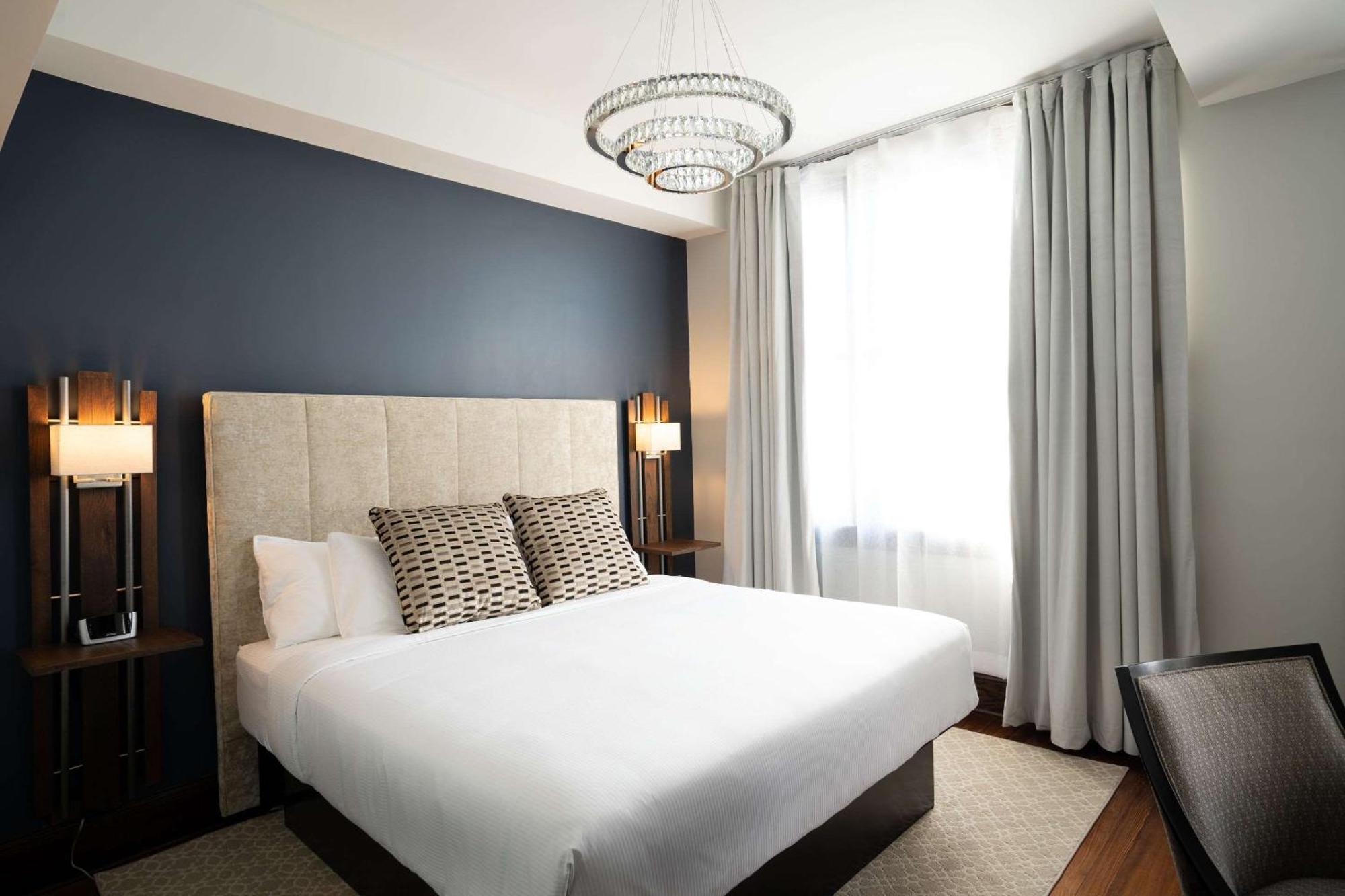 The Esquire Hotel Downtown Gastonia, Ascend Hotel Collection Extérieur photo